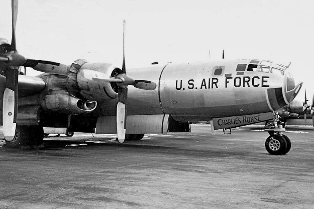421st AREFS KB-50 Charlie's Horse refueling F-100s